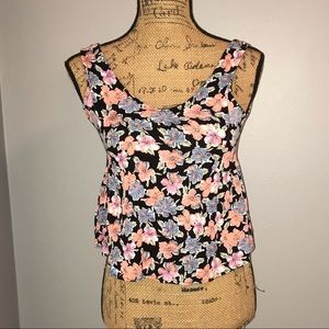 Women’s Floral Tank🌸